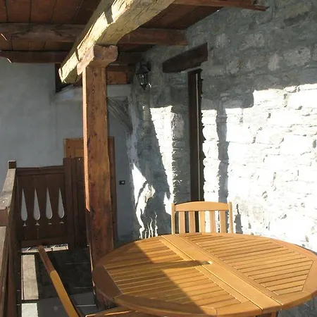 Maison De La Place Doues