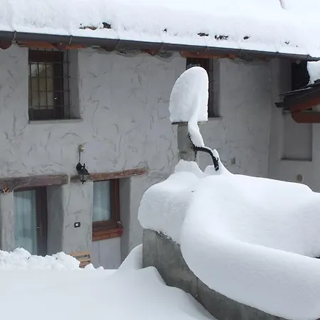 Maison De La Place Appartement