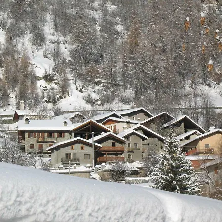 Maison De La Place Appartement *