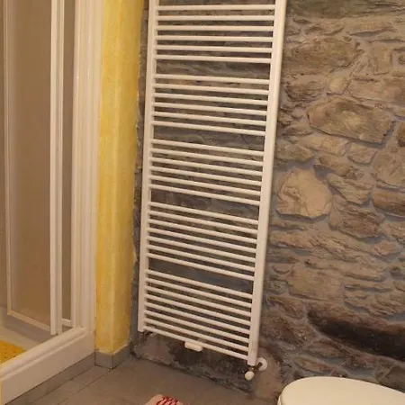 Maison De La Place Appartement *