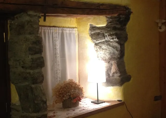 Maison De La Place Appartamento